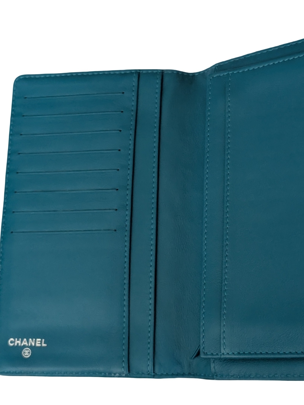 CHANEL Teal Quilted Patent Leather Clutch Silver CC Long Wallet Purse - Picture 8 of 15